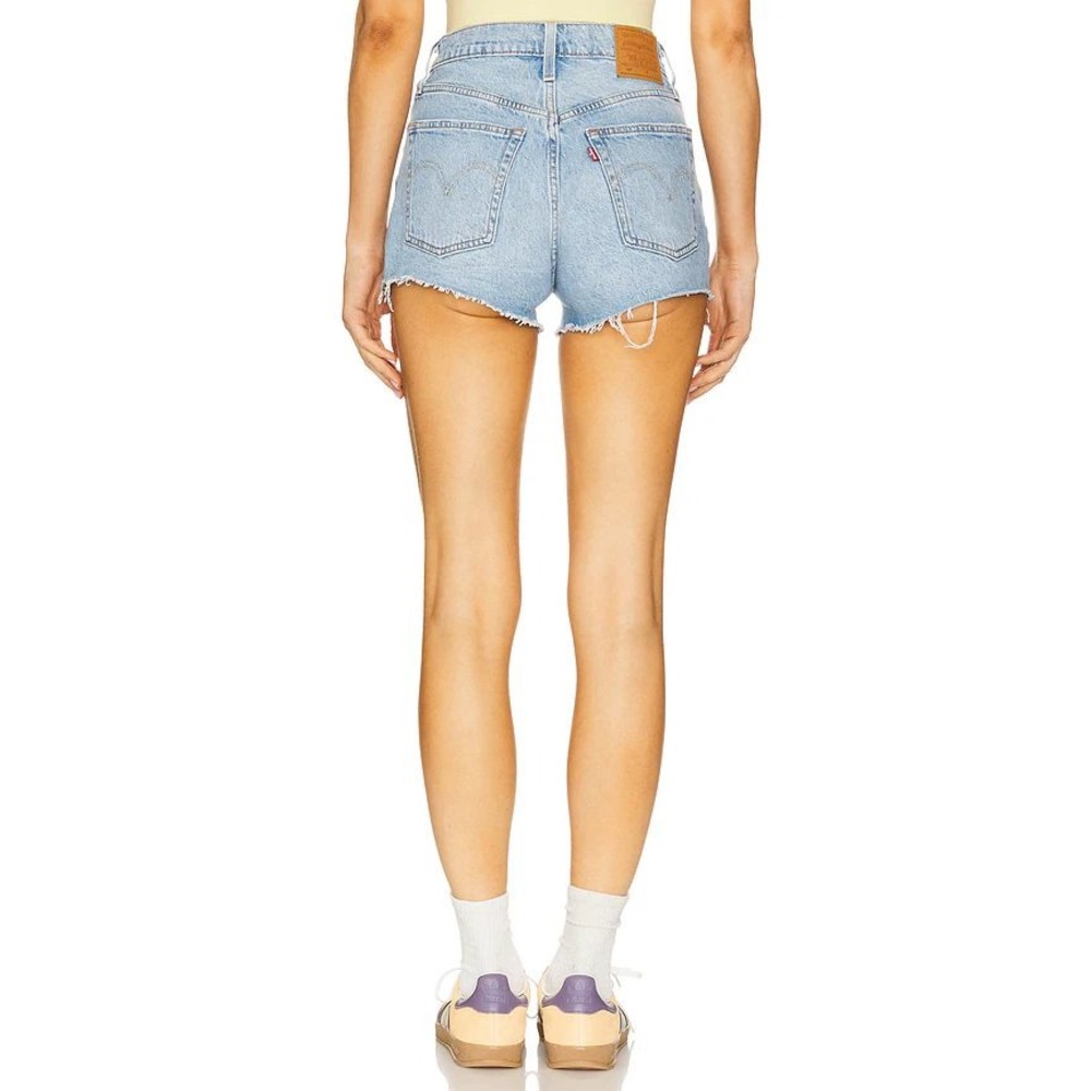 Levi's 501 Cut Off Denim Shorts‎ Light Wash Frayed Hem Women's Size 32